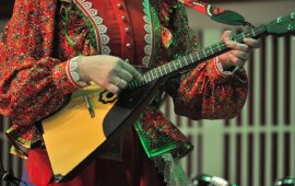 Красноярская премьера в честь международного Дня балалайки
