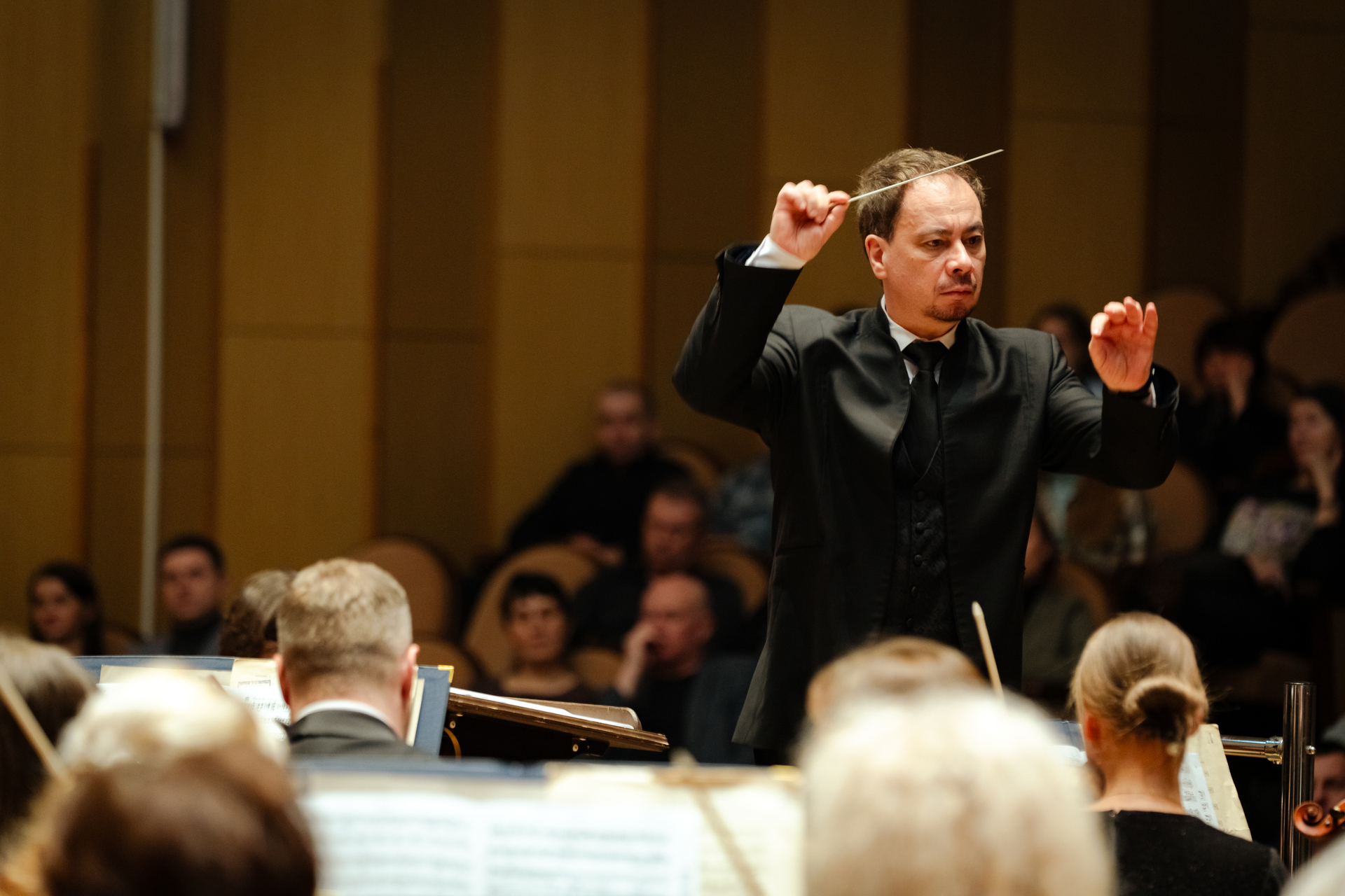 Аб. "Легендарные симфонии". Красноярский академический симфонический оркестр