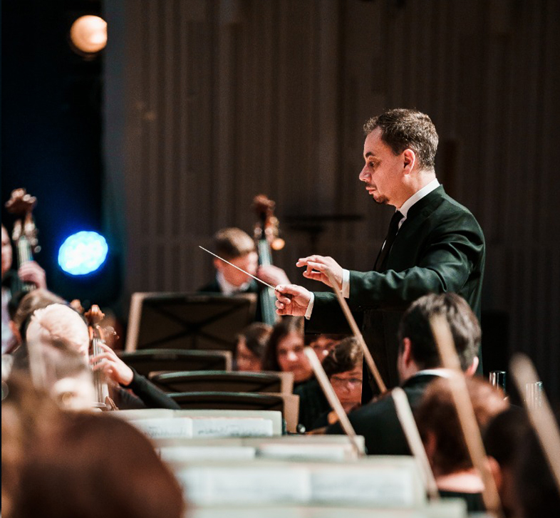 "Музыкальная сборная России". Красноярский академический симфонический оркестр. Солисты Санкт-Петербургского Дома музыки.