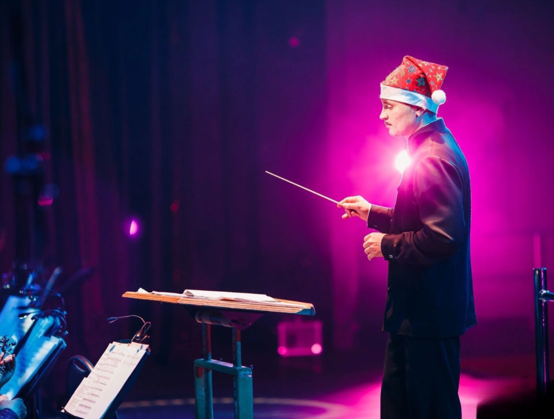 Праздничный концерт "Новогодний экспресс в 2026 год". Красноярский филармонический русский оркестр