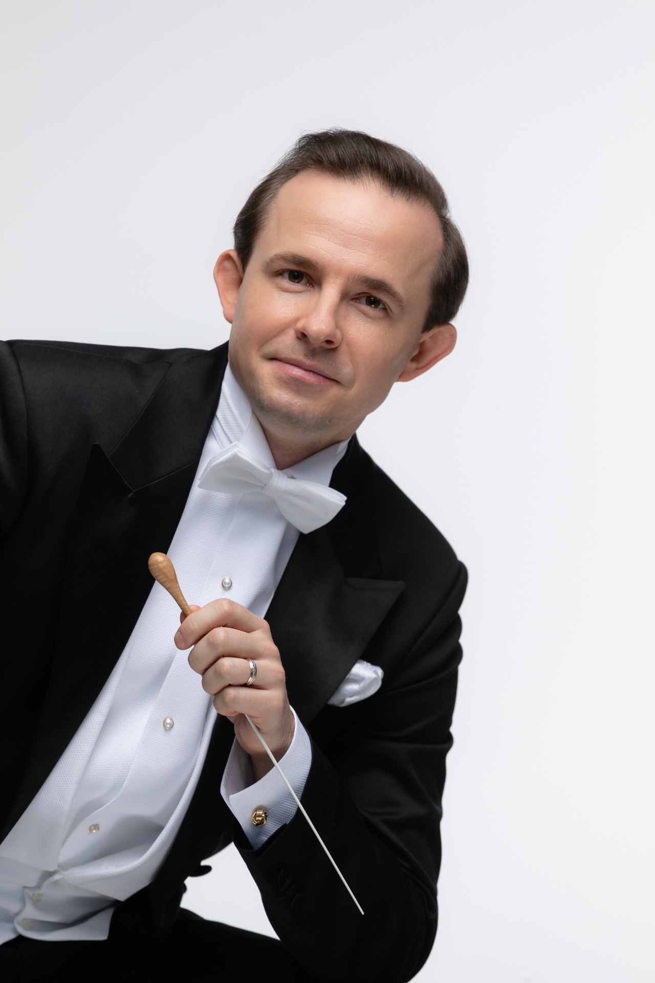 Молодые таланты с Красноярским академическим симфоническим оркестром. Дирижер Михаил Мосенков