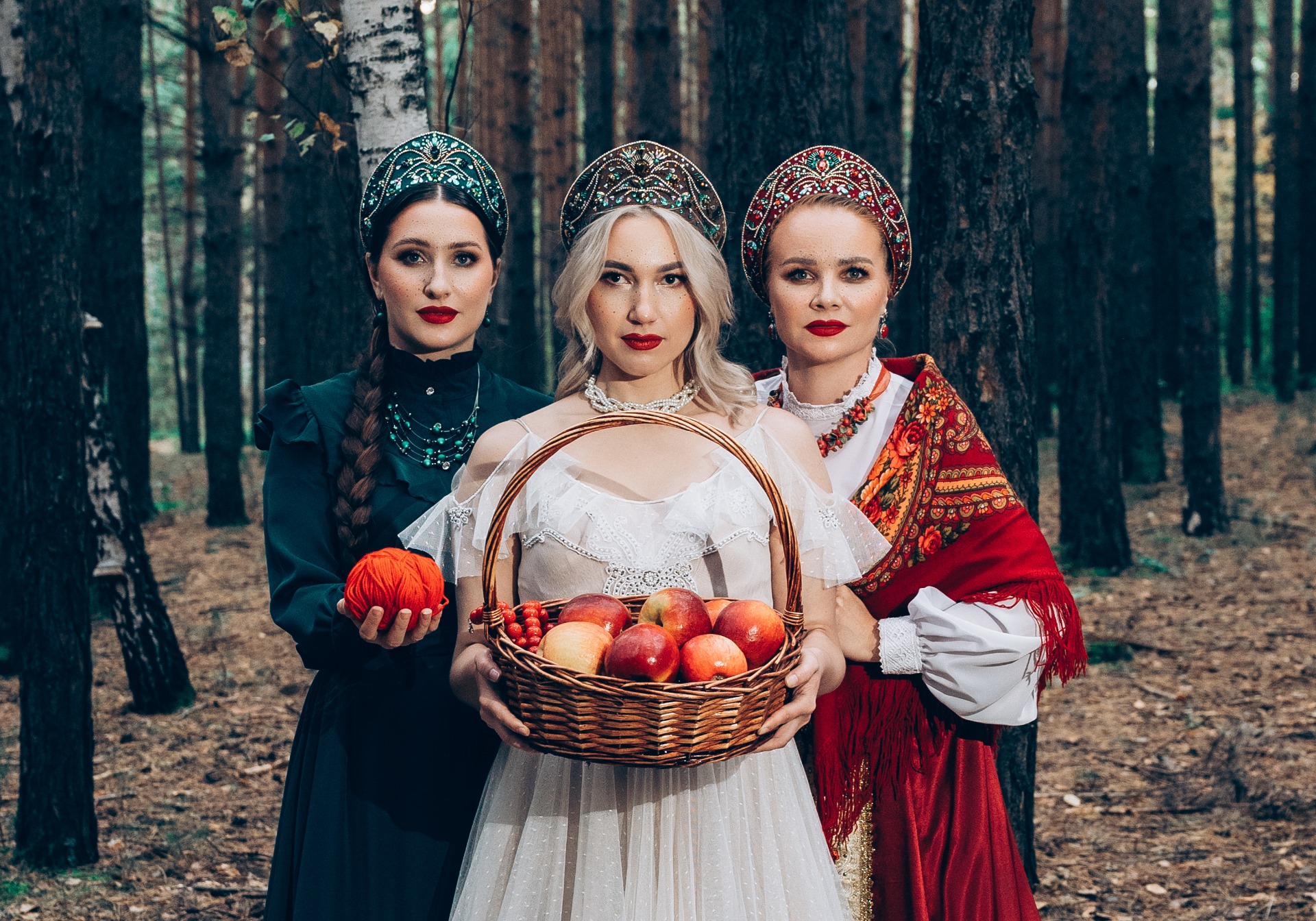 Премьера! Смешно и страшно: сатирические истории по произведениям М.Е. Салтыкова-Щедрина. Ансамбль песни "КрасА"