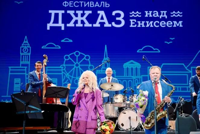 15 концертов, 5 городов и 8000 зрителей — в Красноярске завершился фестиваль «Джаз над Енисеем»