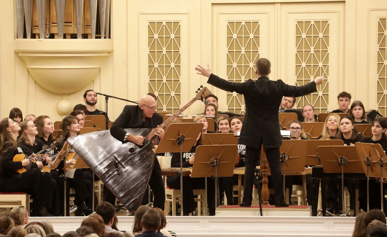 «Музыка должна не просто удивлять, а преображать слушателя изнутри»:   75 молодых музыкантов со всей России представят в Сибири драйв национальных инструментов