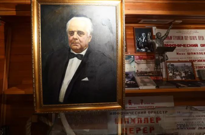 Красноярск готовится отметить 90-летие дирижёра Ивана Шпиллера выставкой «Взмахи судьбы»